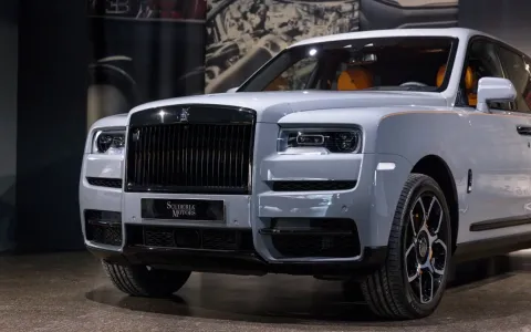 Rolls-Royce Cullinan — poza 3
