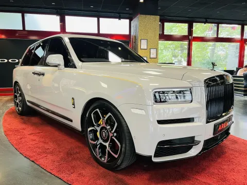 Rolls-Royce Cullinan — poza 3