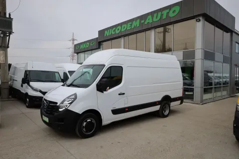 Opel Movano — poza 2
