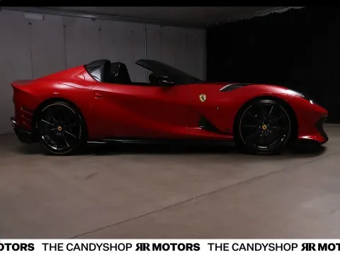 Ferrari 812