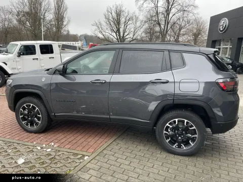 Jeep Compass — poza 3