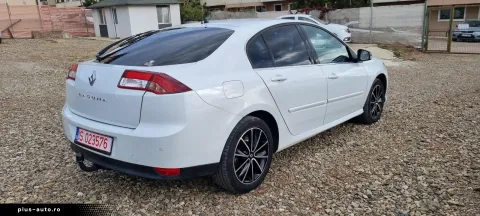Renault Laguna — poza 3