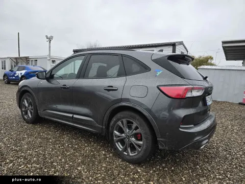 Ford Kuga — poza 3