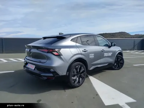 Renault Rafale — poza 2