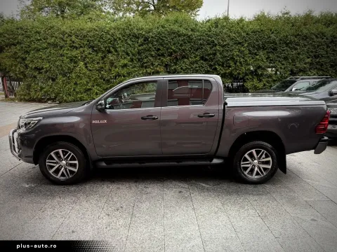 Toyota Hilux — poza 2