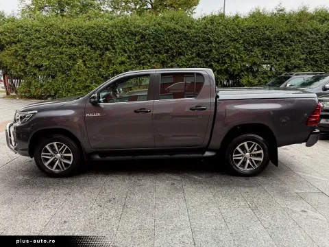 Toyota Hilux — poza 3