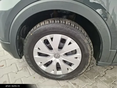 Volkswagen T-Cross — poza 3