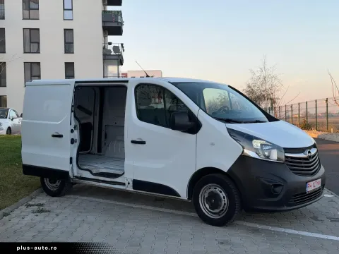 Opel Vivaro — poza 2