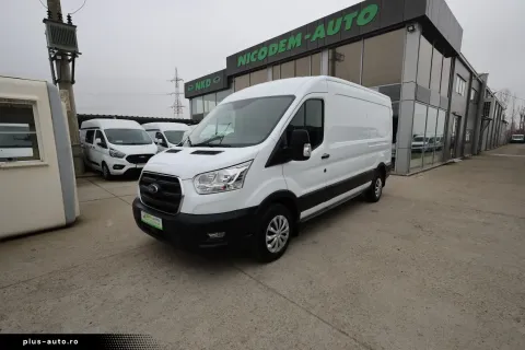 Ford Transit — poza 2
