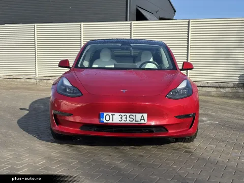 Tesla Model 3 — poza 3
