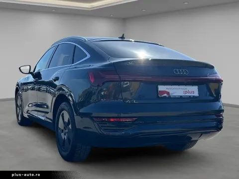 Audi Q8 — poza 3