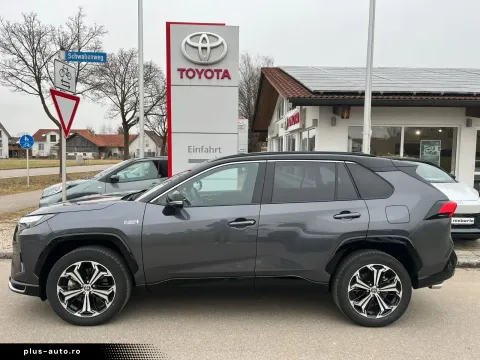 Toyota Rav 4 — poza 3