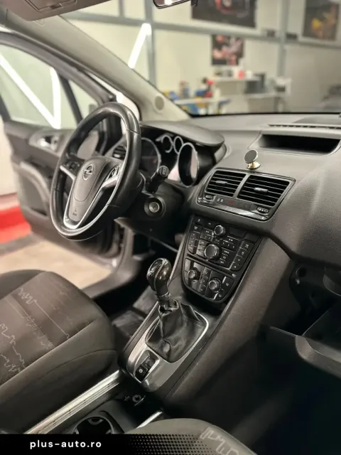 Opel Meriva — poza 3