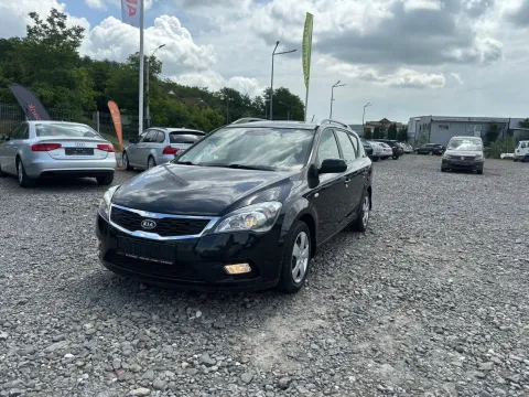 Kia Cee'd / Ceed