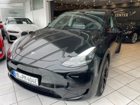 Tesla Model Y — poza 2