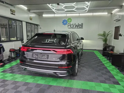 Audi Q8 — poza 3