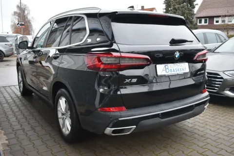 BMW X5 — poza 3