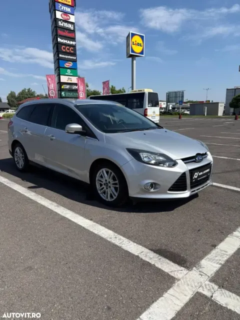 Ford Focus — poza 3