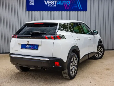 Peugeot 2008 — poza 3