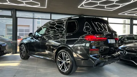 BMW X7 — poza 2