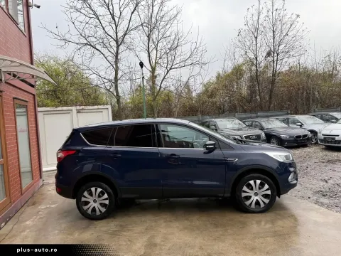 Ford Kuga — poza 3