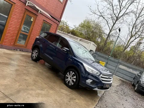 Ford Kuga — poza 2
