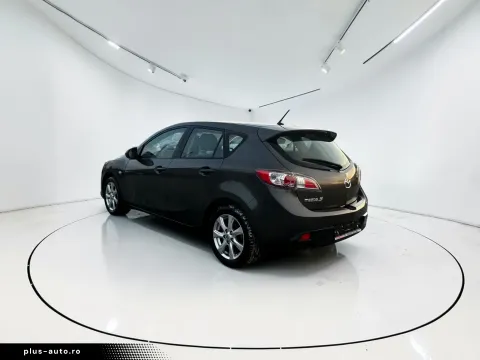 Mazda 3 — poza 2