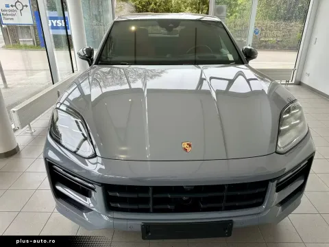 Porsche Cayenne — poza 2