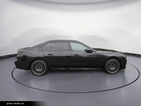 BMW 740 — poza 3