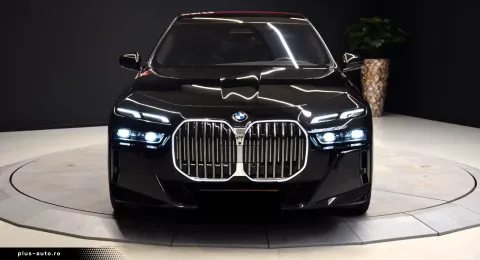 BMW 740 — poza 2