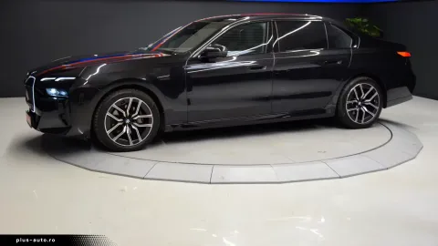 BMW 740 — poza 3