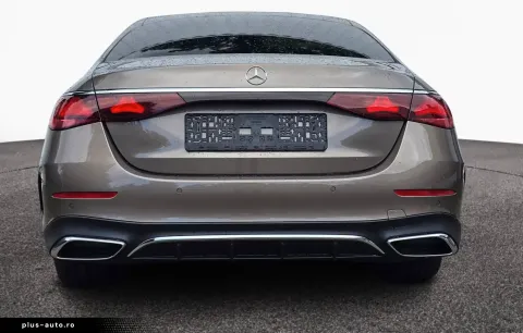 Mercedes-Benz E 200 — poza 3