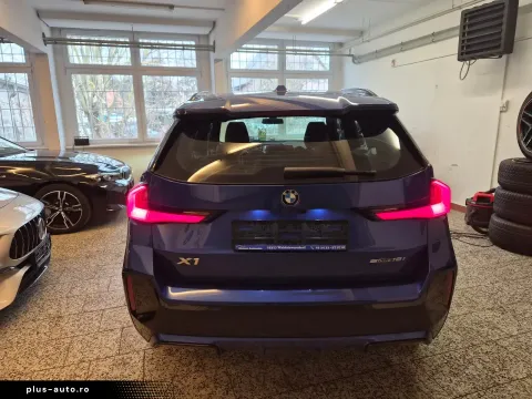 BMW X1 — poza 3