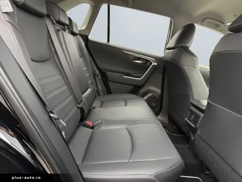 Toyota Rav 4 — poza 3