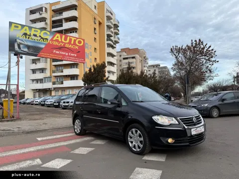 Volkswagen Touran — poza 2