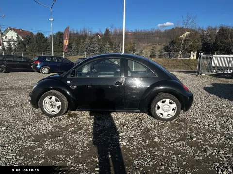 Volkswagen New Beetle — poza 3