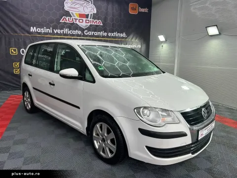 Volkswagen Touran — poza 2
