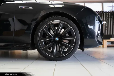 BMW 760 — poza 3