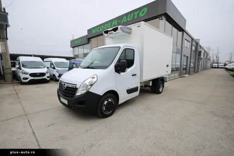 Opel Movano — poza 2