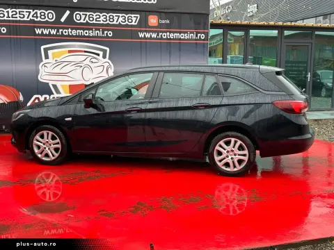 Opel Astra — poza 3