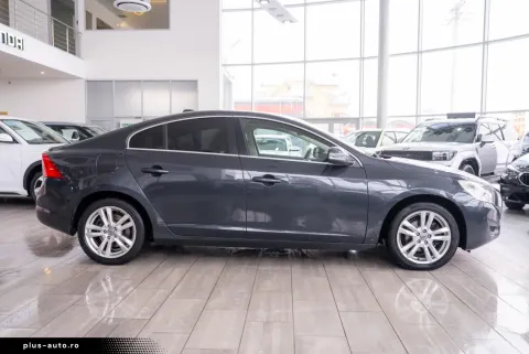 Volvo S40 — poza 3