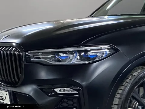 BMW X7 M50 — poza 2