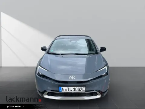 Toyota Prius+ — poza 2