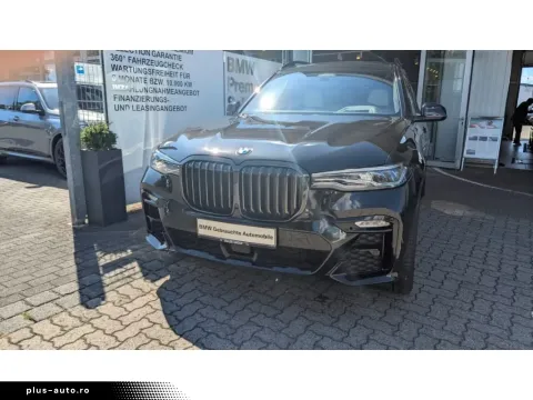 BMW X7 M50