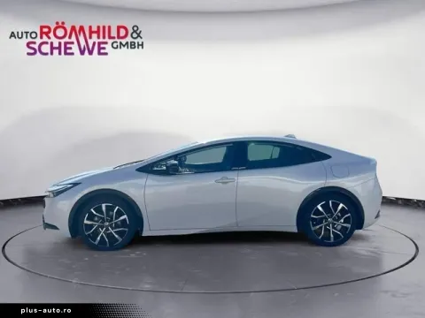 Toyota Prius+ — poza 3