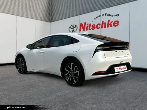 Toyota Prius+ — poza 3