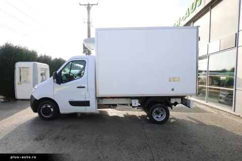 Opel Movano — poza 3