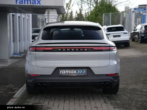 Porsche Cayenne — poza 3