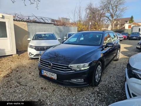 Volkswagen Passat Variant — poza 2