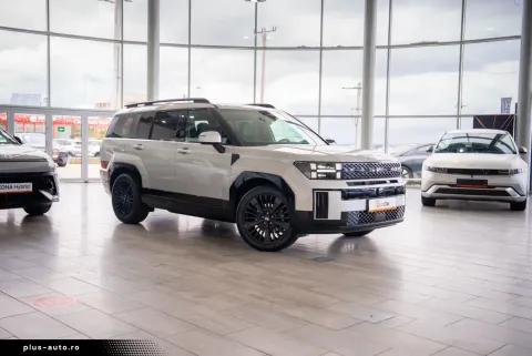Hyundai Grand-Santa-Fe — poza 2